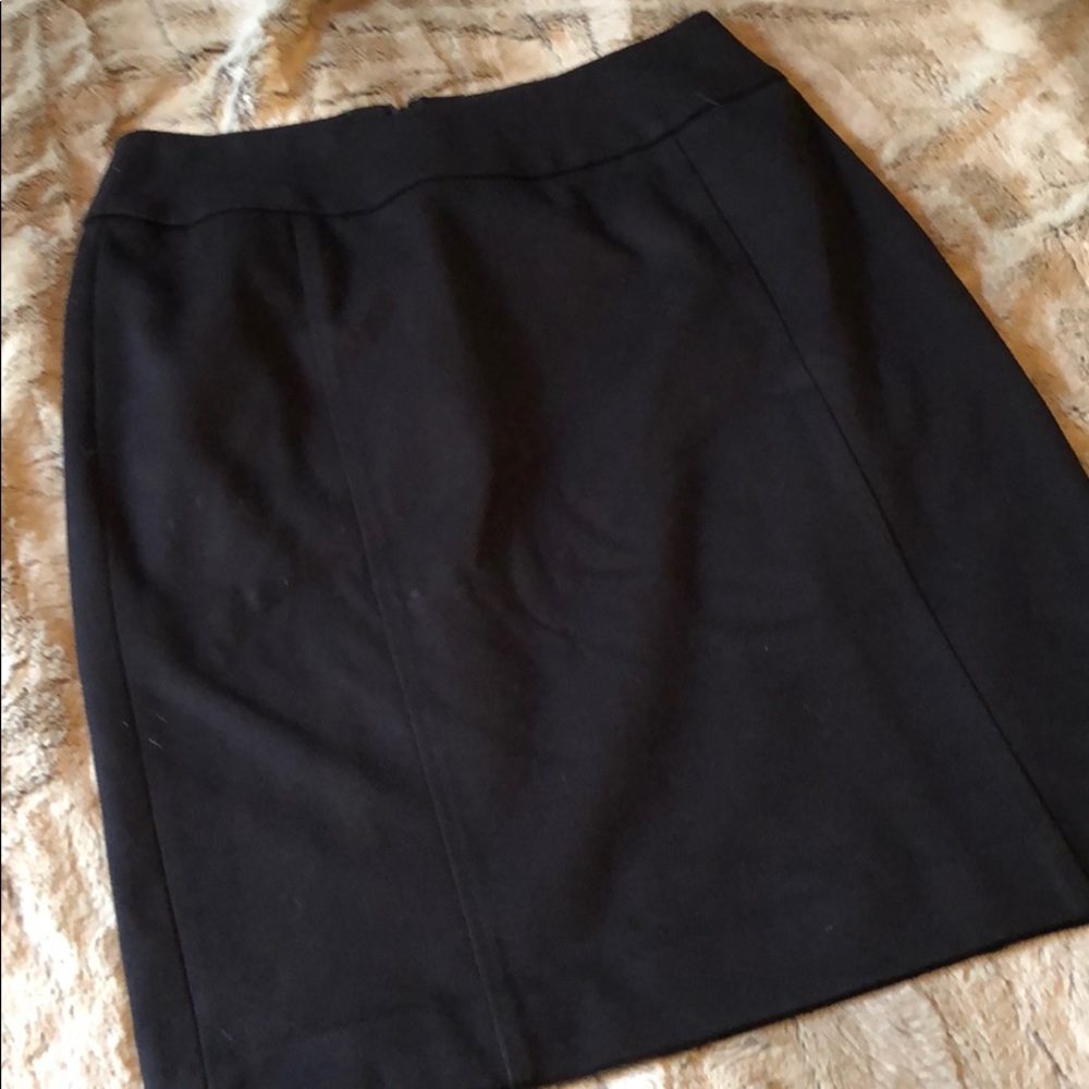 Black stretch pencil skirt